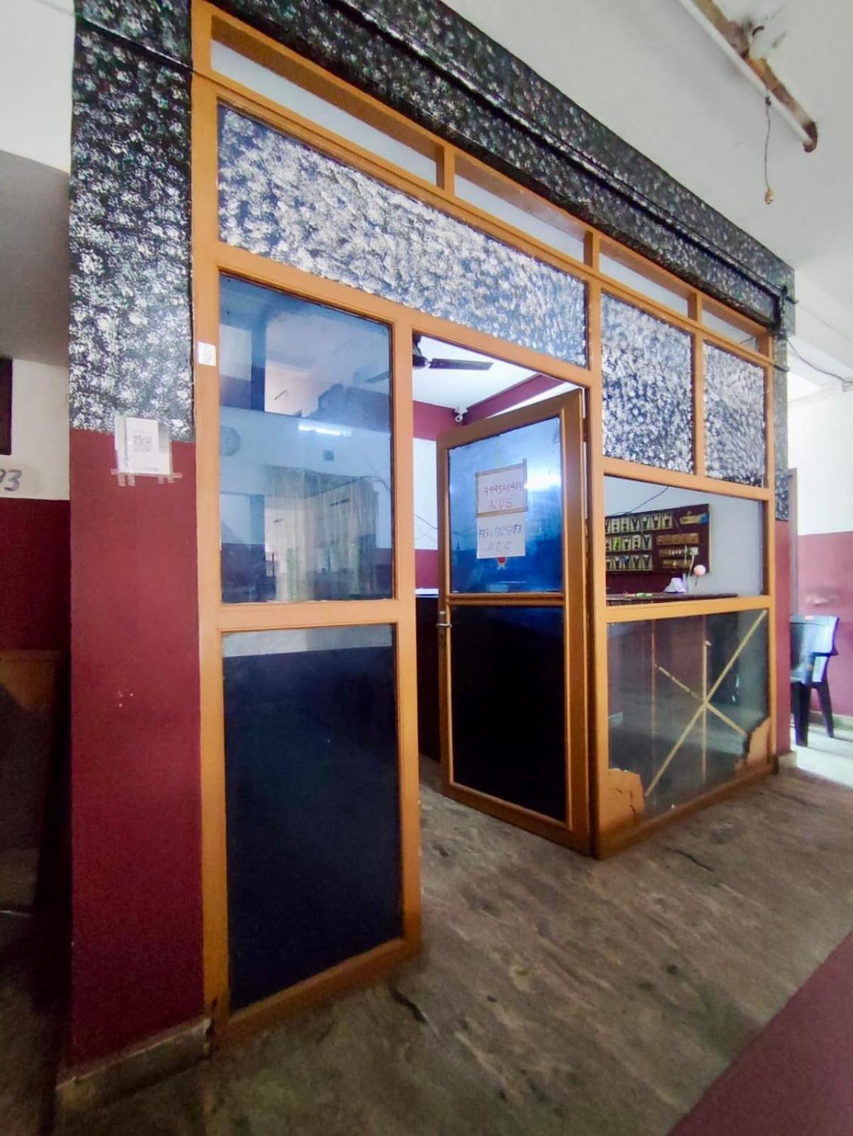 Omega Tourist Home Thrissur ภายนอก รูปภาพ