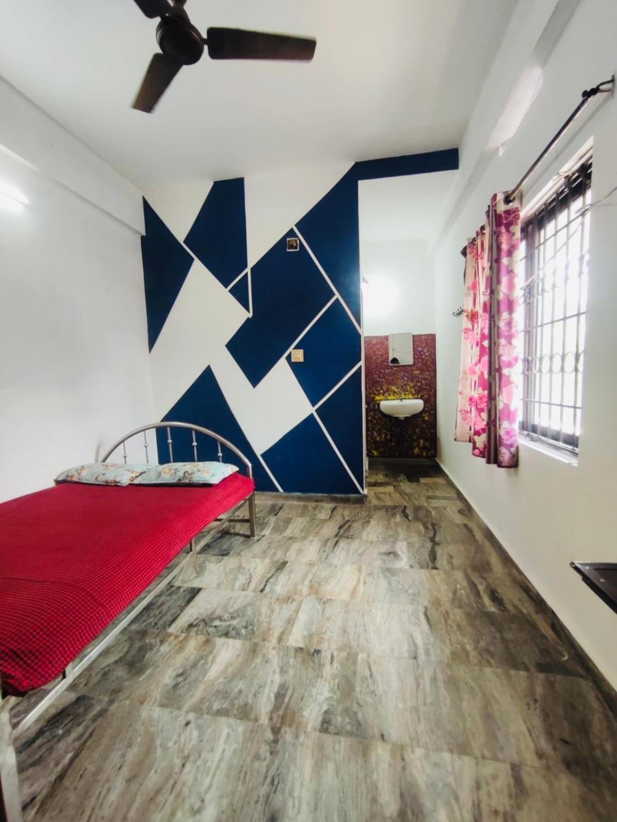 Omega Tourist Home Thrissur ภายนอก รูปภาพ
